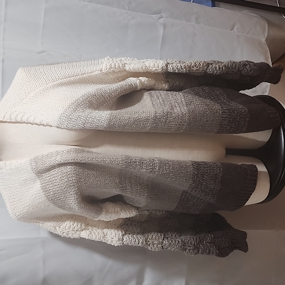 ADORA Cream and Tan Chunky Knit Cardigan